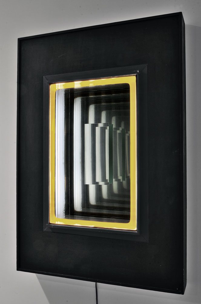 BIANCOSCURO Art Magazine Christian-Megert,-Light-Box,-1964,-legno,-specchio,-specchio-trasparente-e-luce-fluorescente,-cm-101-x-71-x-10,2-Courtesy-Franziska-Megert