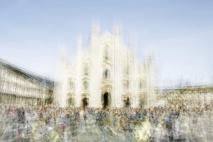 Jacob Gils, Milan #2, 2015, C-print, 125x180 cm, Ed. of 3